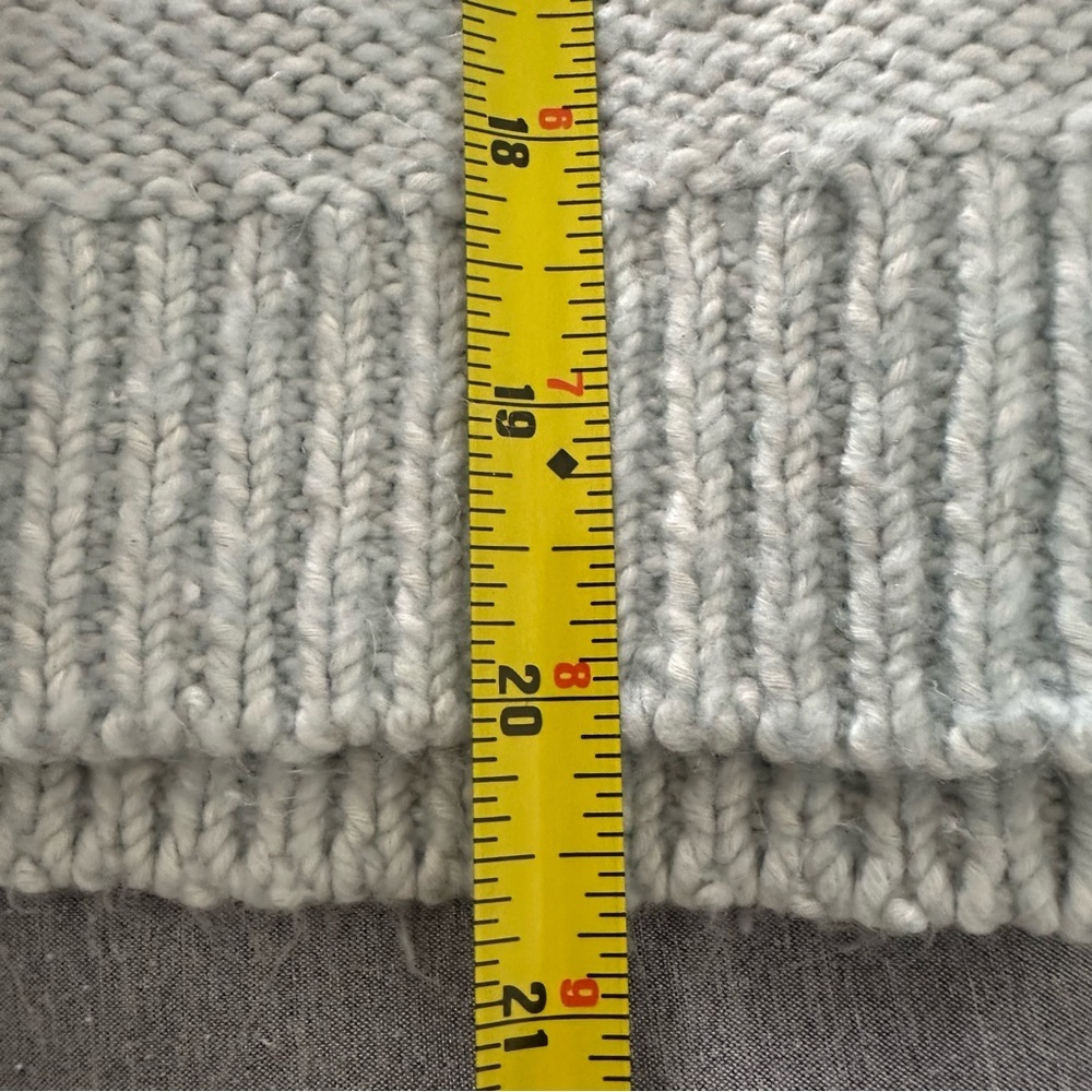 Abercrombie & Fitch Women’s Powder Blue V-Neck Faux Wrap Sweater Size Medium - Picture 6 of 8